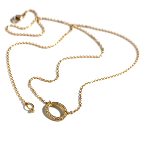 channel set disc necklace