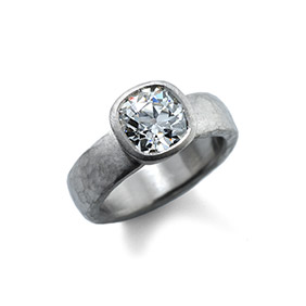 Cushion Diamond Ring 