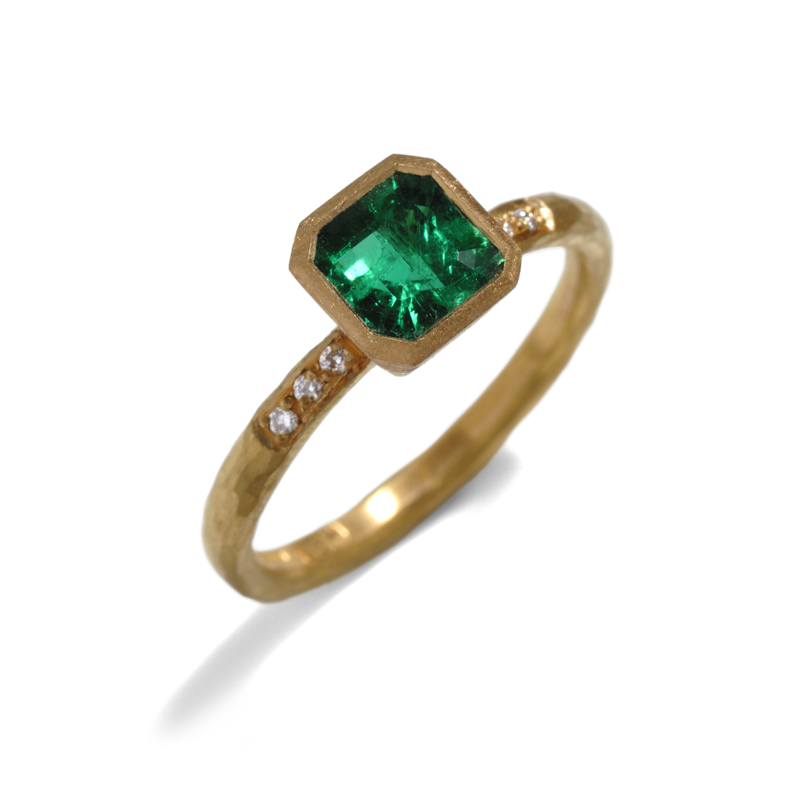 Emerald cut emerald gold ring
