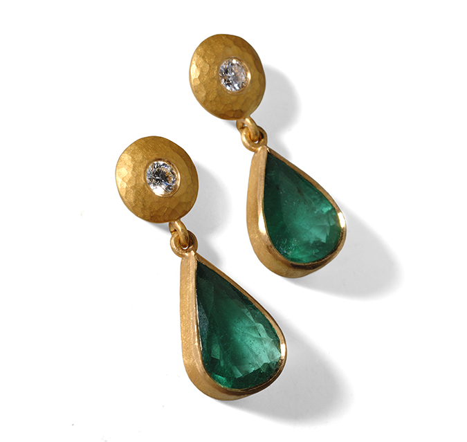 Pear shaped Emerald earrings
